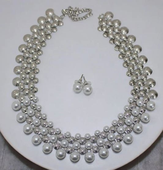 Pearl necklace