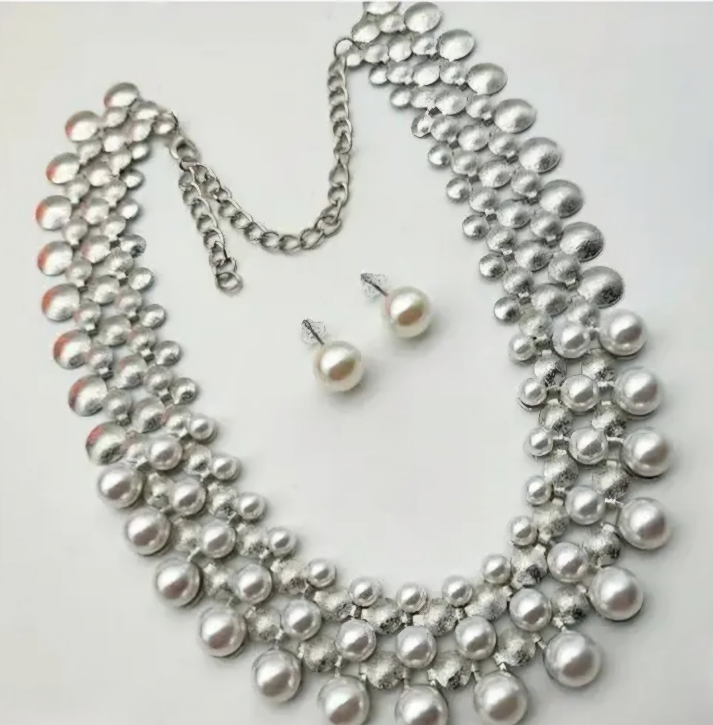 Pearl necklace