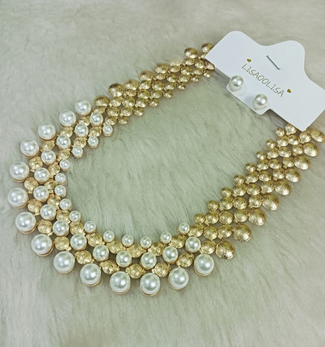 Pearl necklace