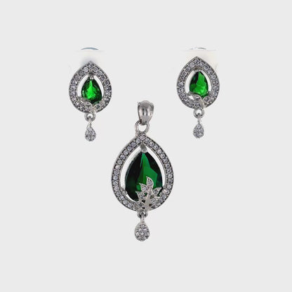 Daimond pendent set