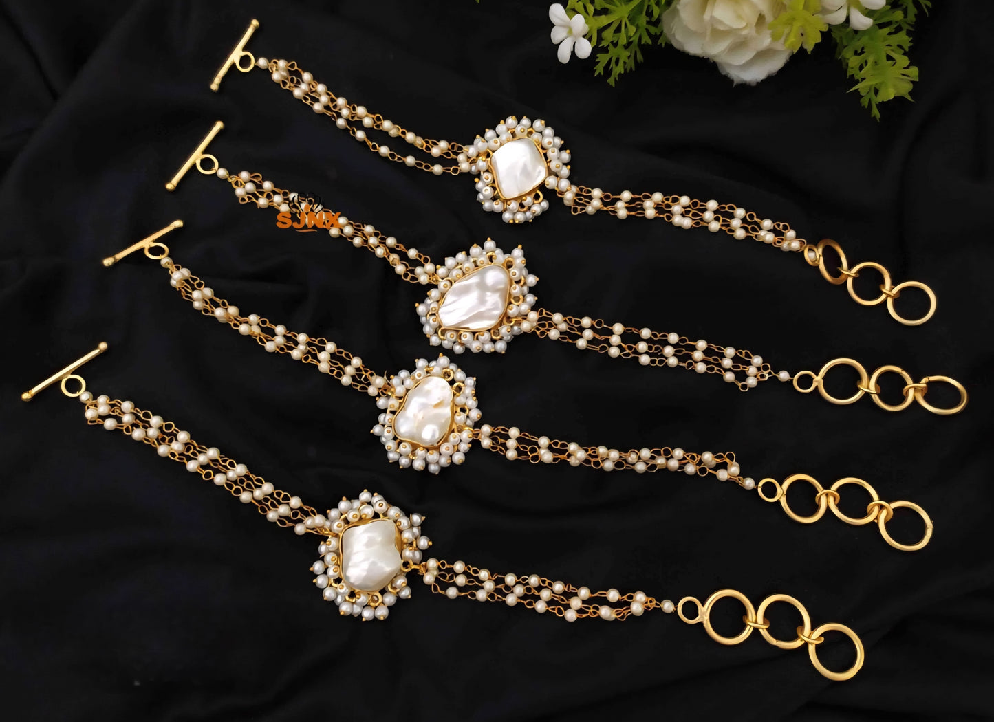 Fresh water pearl bracelet