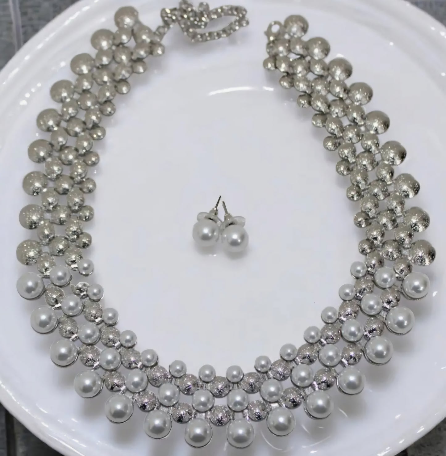 Pearl necklace