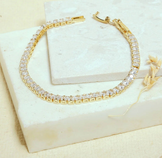 Tennis bracelet