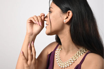 Pearl necklace