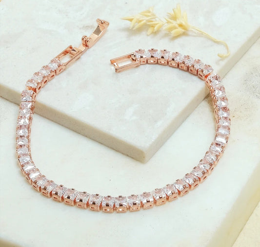 Tennis bracelet