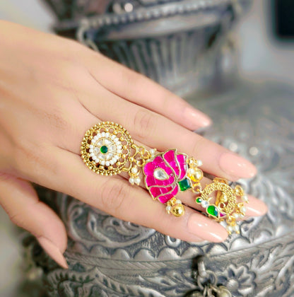 Heritage finger ring