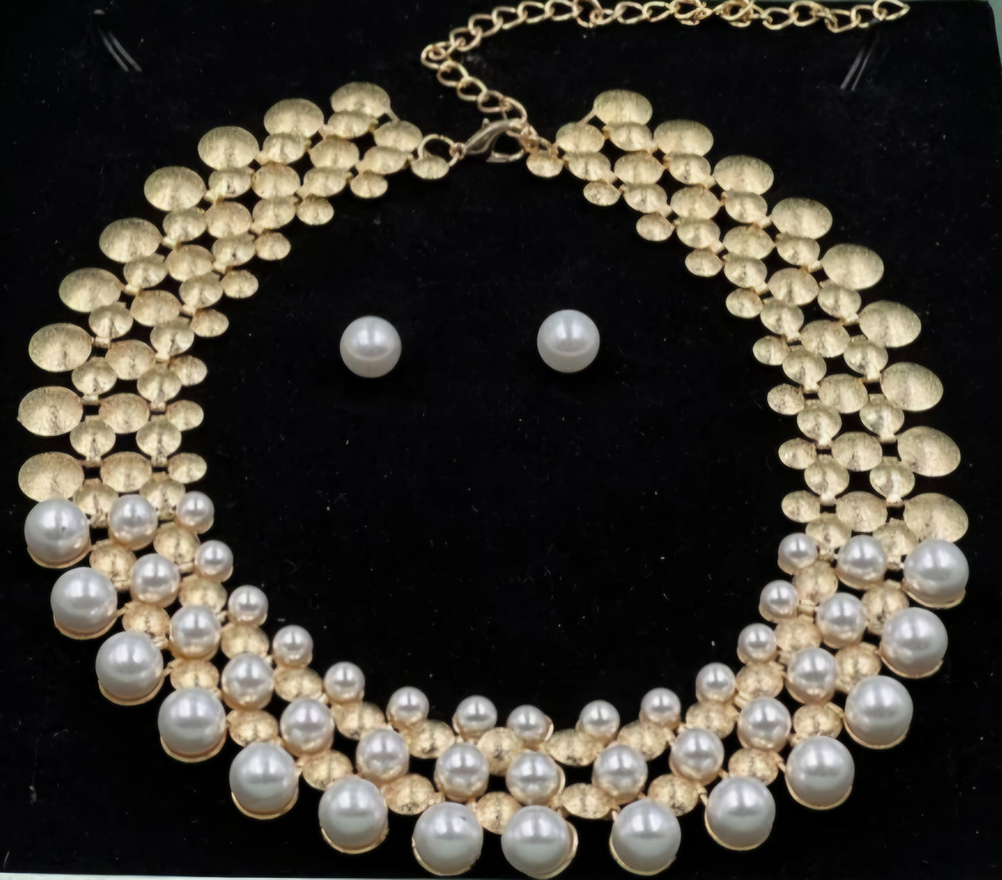 Pearl necklace