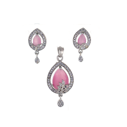 Daimond pendent set